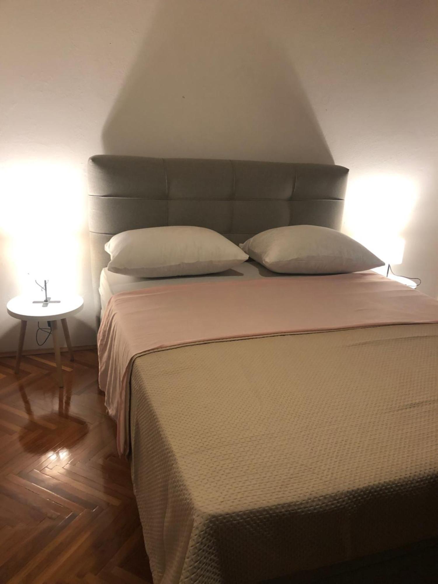 Lorena Senj  Buitenkant foto